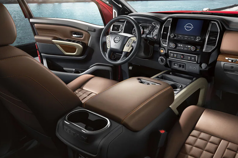 Nissan Titan Image 3